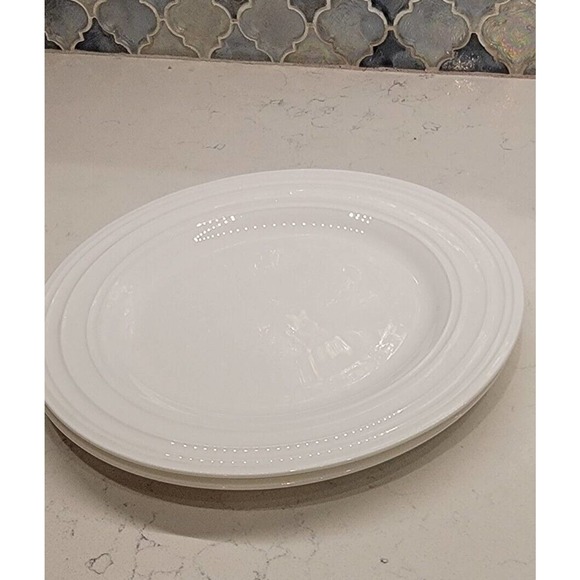 Mikasa Swirl White Bone China salad Plate 9 1/4" Set Of 2 - Picture 2 of 7